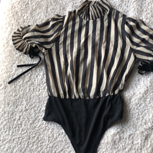 🔥 Fashion Nova body suit 🔥 - Picture 8 of 13